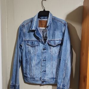 Levi's Men's Light Blue Denim Jacket